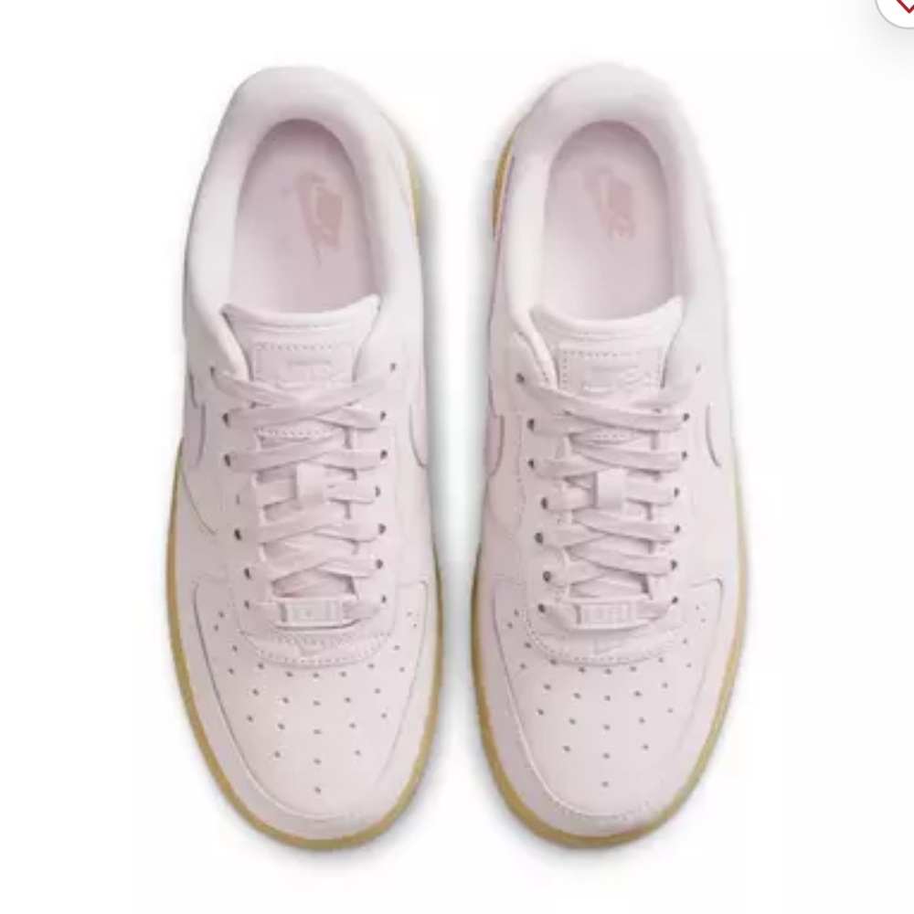 Nike Women's Sneakers Women's Air Force 1
Pearl Pink new in box
